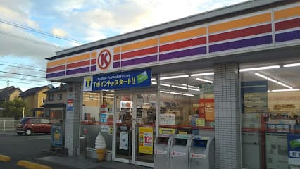 ファミリーマート 松山余戸店
