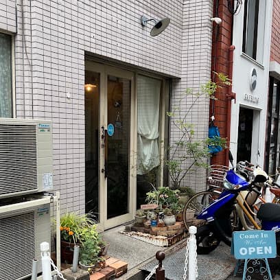 mori cafe 湊町店