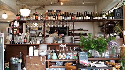 カフェ カバレ