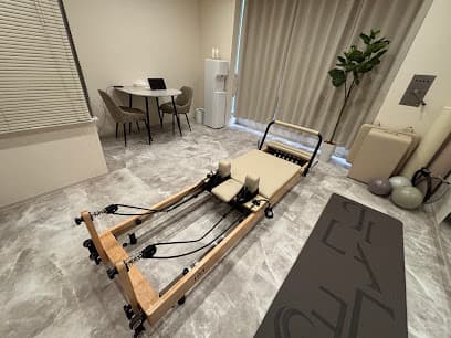 Pilates isM(イズム)松山店