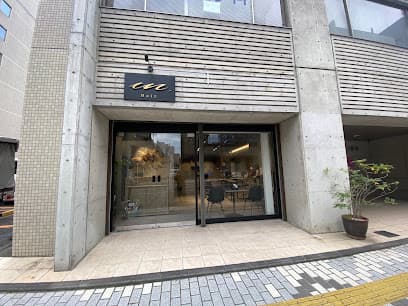un. 【アン】