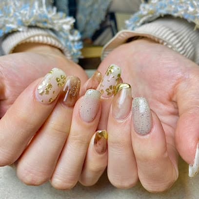 nail salon mado.