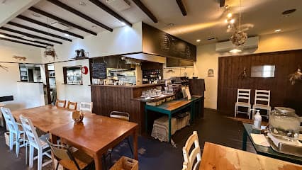 mori cafe 祝谷店