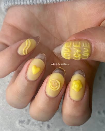 AURA-nailart-