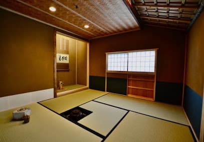 松山市 裏千家茶道教室「晃々庵」